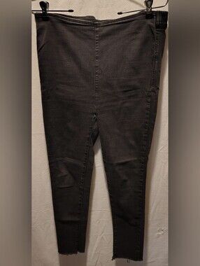 Free People Pull On Black Vintage Wash Raw Ankle Hem Jeggings Size 31